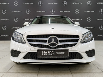 фото Mercedes-Benz C (W/S205) 2018