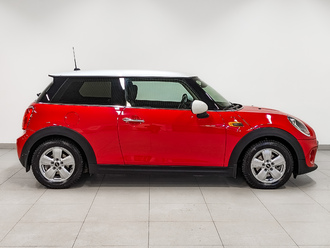 фото Mini Mini III (F56/F55) 2017