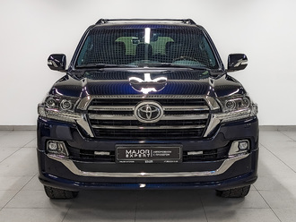 фото Toyota Land Cruiser 200 2018