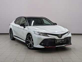 фото Toyota Camry VIII 2020