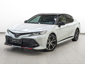 фото Toyota Camry VIII 2020