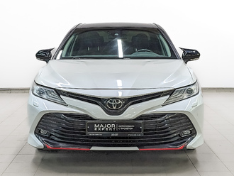 фото Toyota Camry VIII 2020