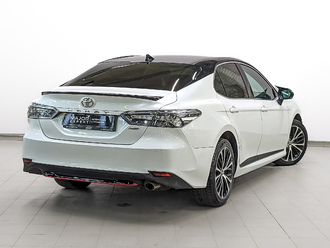 фото Toyota Camry VIII 2020