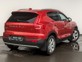 фото Volvo XC40 I 2020