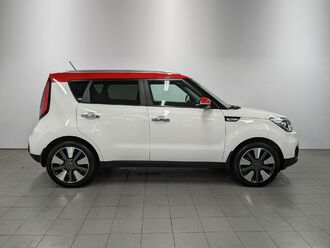 фото Kia Soul II 2018