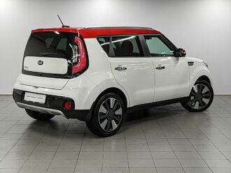 фото Kia Soul II 2018