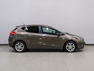 фото Kia Cee`d II 2012