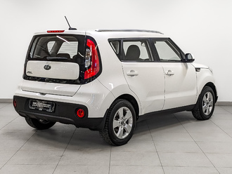 фото Kia Soul II 2017