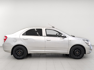 фото Chevrolet Cobalt II 2021