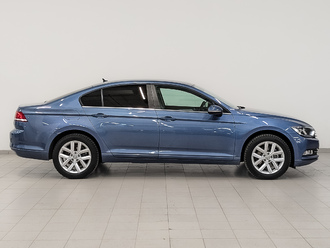 фото Volkswagen Passat B8 2015