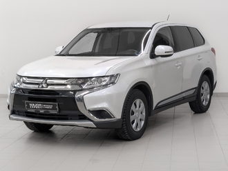 фото Mitsubishi Outlander III 2015