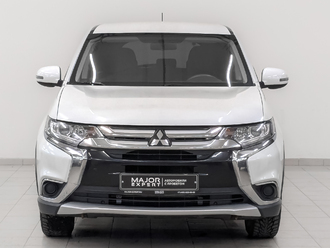 фото Mitsubishi Outlander III 2015