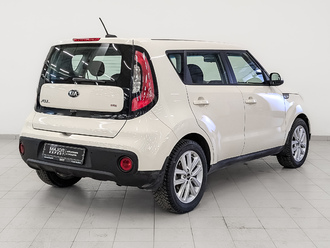 фото Kia Soul II 2018