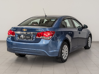 фото Chevrolet Cruze (J300/J305) 2014