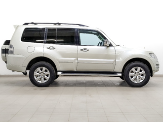 фото Mitsubishi Pajero IV 2021