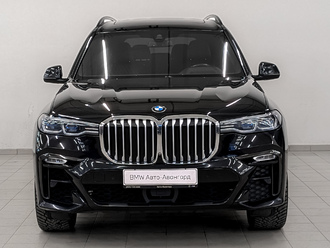 фото BMW X7 (G07) 2021