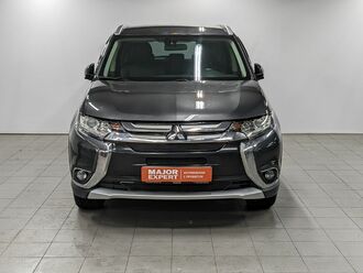 фото Mitsubishi Outlander III 2018