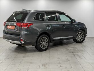 фото Mitsubishi Outlander III 2018