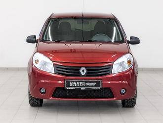 фото Renault Sandero 2011