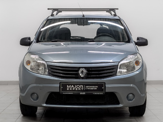 фото Renault Sandero 2010