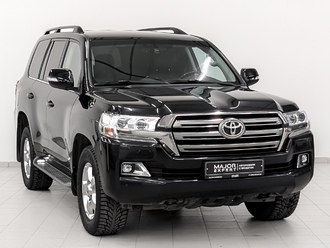 фото Toyota Land Cruiser 200 2020