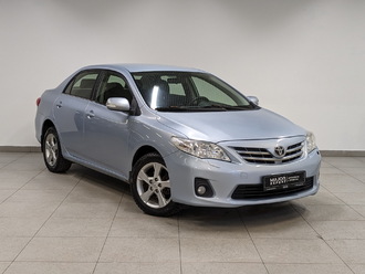 фото Toyota Corolla X 2011