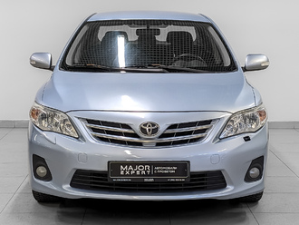 фото Toyota Corolla X 2011