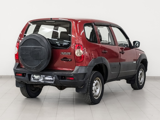 фото Chevrolet Niva 2015