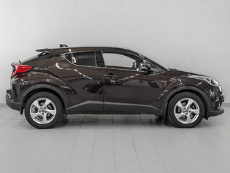 фото Toyota C-HR 2019