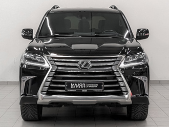 фото Lexus LX III 2020