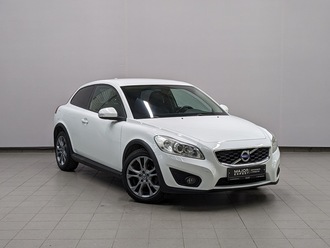 фото Volvo C30 2010