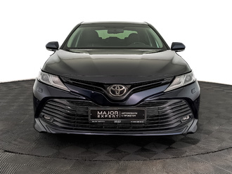 фото Toyota Camry VIII 2019