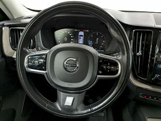 фото Volvo XC60 2019 с пробегом