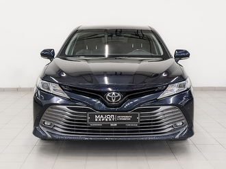 фото Toyota Camry VIII 2018