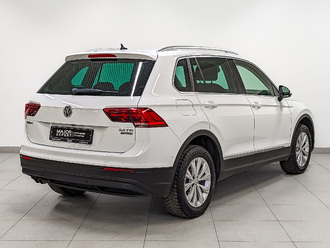 фото Volkswagen Tiguan II 2017