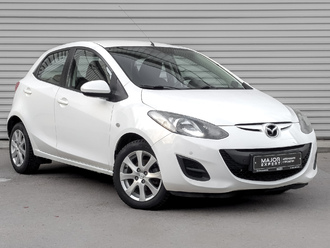 фото Mazda 2 (DE) 2014