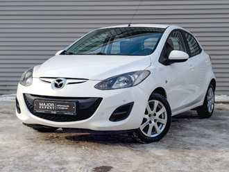 фото Mazda 2 (DE) 2014