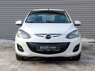 фото Mazda 2 (DE) 2014