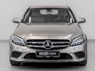 фото Mercedes-Benz C (W/S205) 2019