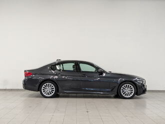 фото BMW 5 (G30/F90) 2019