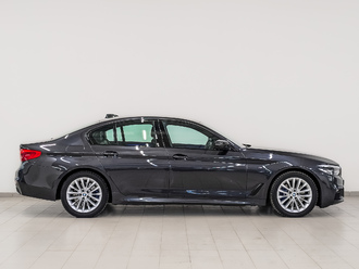 фото BMW 5 (G30/F90) 2019