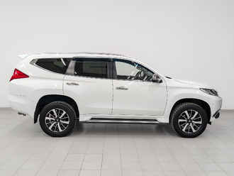 фото Mitsubishi Pajero Sport III 2017