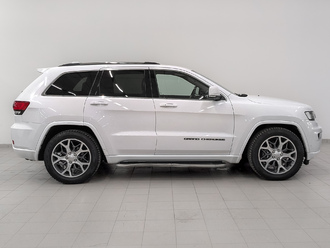 фото Jeep Grand Cherokee IV (WK2) 2021