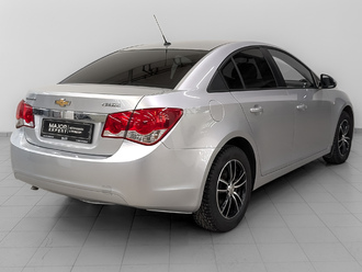 фото Chevrolet Cruze (J300/J305) 2013