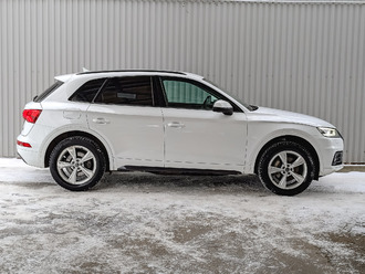 фото Audi Q5 (B9) 2017