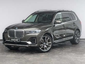 фото BMW X7 (G07) 2021