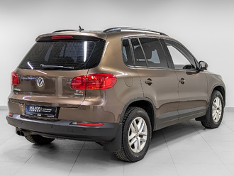 фото Volkswagen Tiguan I 2014