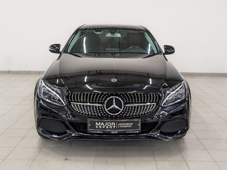 фото Mercedes-Benz C (W/S205) 2018