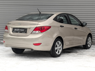 фото Hyundai Solaris I 2011