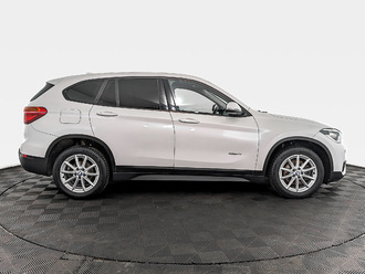 фото BMW X1 (F48) 2017